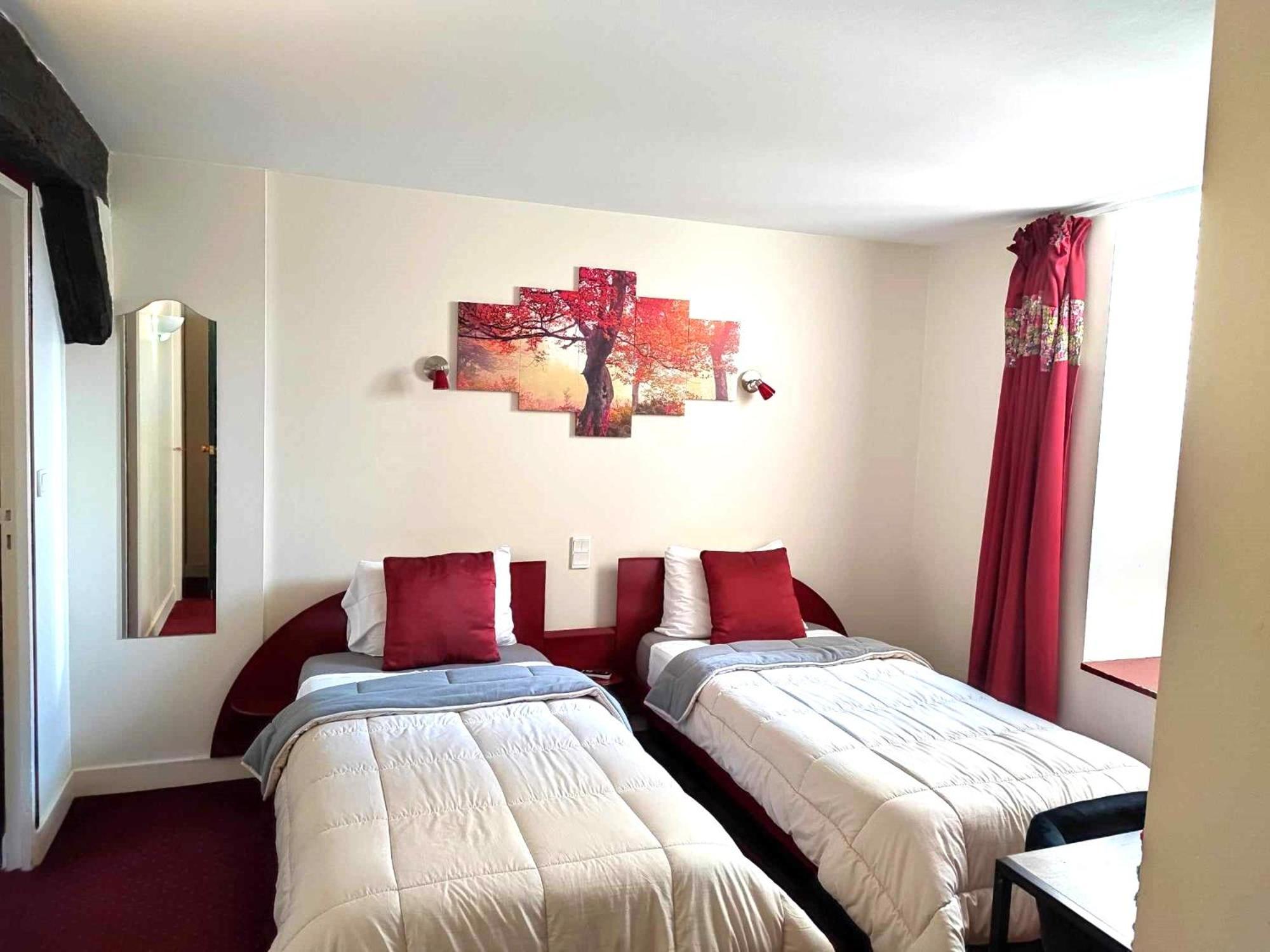 Hôtel Jean XXII Cahors Bagian luar foto